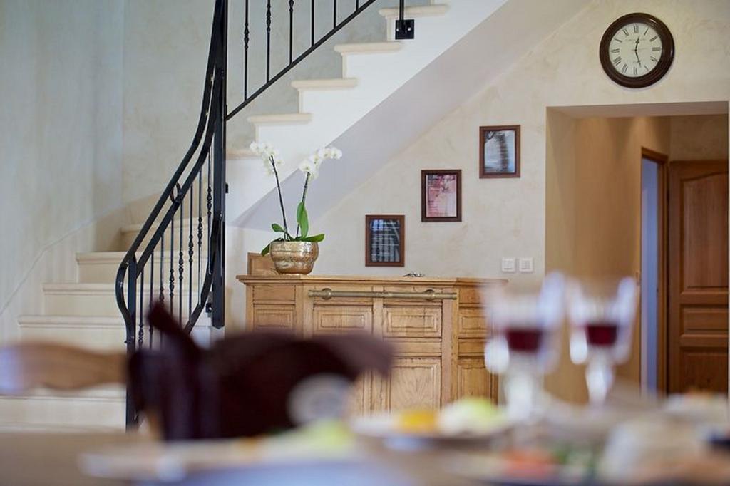 Bed and Breakfast La Grange De Boulaines Méru Esterno foto